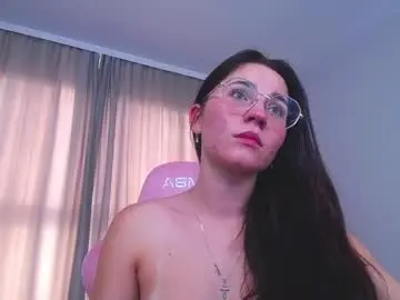 Chaturbate Live Porn of kisulya_meow246