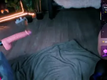 Chaturbate Live Porn of mira_fyre