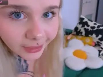 Chaturbate Adult Video Chat of britney_lynch