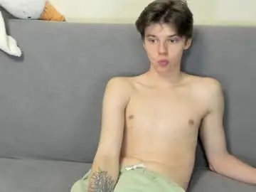 Chaturbate Best live sex cam show of guy_liam1