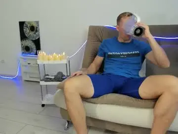 Chaturbate Watch Live Sex Cams of marc105100
