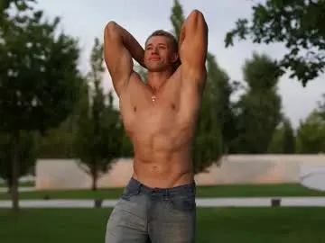 Chaturbate Live Sex Cam of marc105100