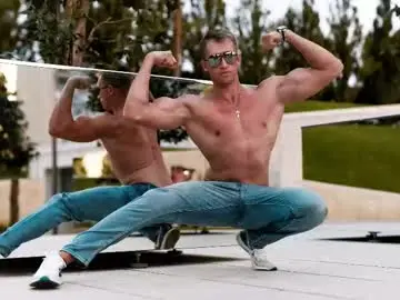 Chaturbate Free Porn Cam of marc105100