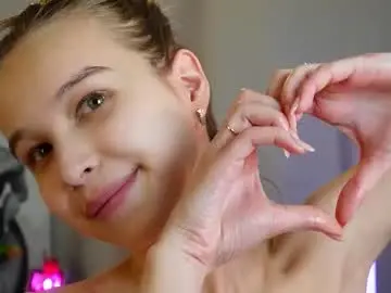 Chaturbate Watch Live Sex Cams of yeepshyy