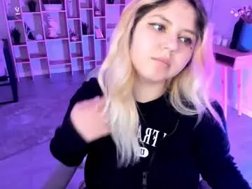 Chaturbate Live Sex Cam of diaangell