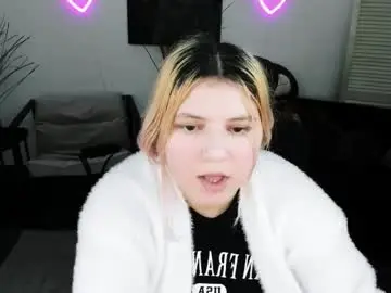 Chaturbate Live Sex Cam of diaangell