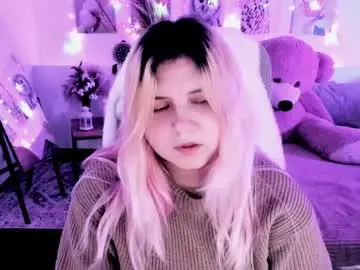 Chaturbate Free Porn Cam of diaangell