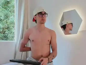 Chaturbate Private Sex Chat of etham_wolf1