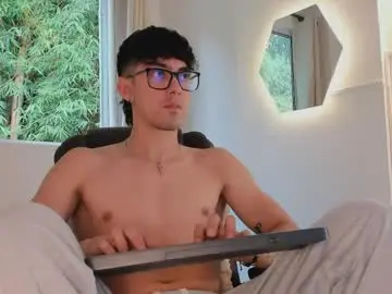 Chaturbate Best live sex cam show of etham_wolf1