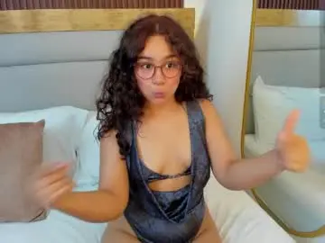 Chaturbate Free Porn Cam of rossie_lanie_