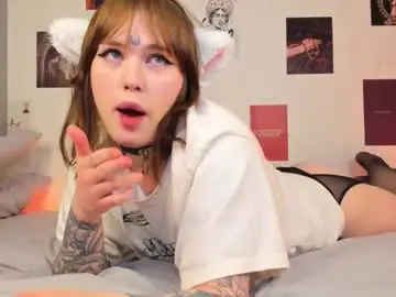 Chaturbate Live Sex Cam of alice_moonshard