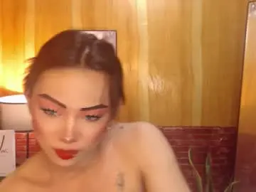 Chaturbate Live Sex Cam of majestic_ladyboy
