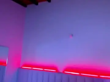 Chaturbate Watch Live Sex Cams of romeoandjulieeta