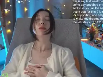 Chaturbate Sex Cam of sarahson