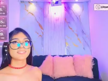 Chaturbate Live Sex Cam of mhia_kate