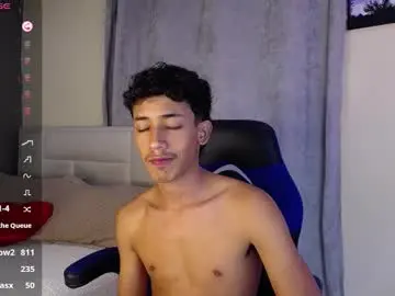 Chaturbate Free Porn Cam of ostin_18hot