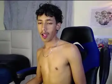 Chaturbate Watch Live Sex Cams of ostin_18hot