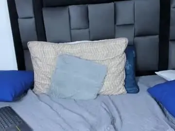 Chaturbate Watch Live Sex Cams of theo_sky