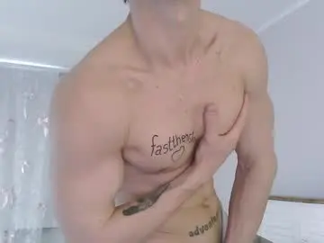 Chaturbate Best live sex cam show of eric_crush