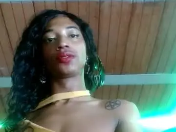 Chaturbate Sex Cam of maidi_hot