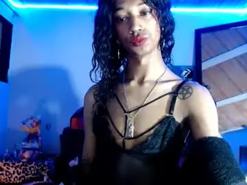 Chaturbate Nude Webcam of maidi_hot