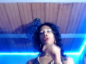 Chaturbate Adult Video Chat of maidi_hot