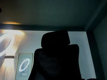 Chaturbate Free Porn Cam of travistanner28