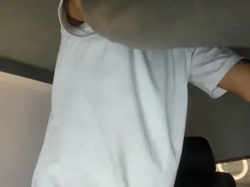 Chaturbate Nude Webcam of travistanner28