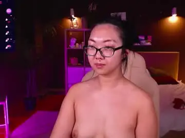 Chaturbate Sex Cam of marine_vact