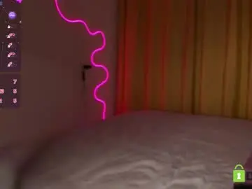 Chaturbate Live Porn of sweet_sonechka