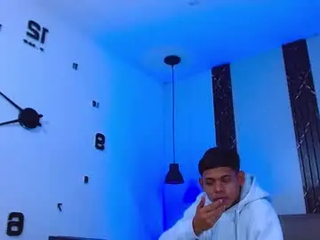 Chaturbate Live Sex of damar_felipe