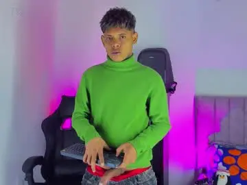 Chaturbate Live Sex of damar_felipe