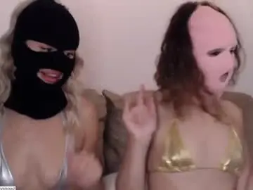 Chaturbate Live Sex Cam of gemiwaterz