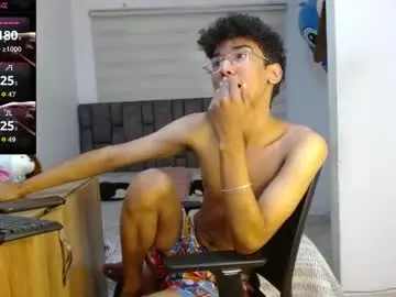 Chaturbate Live Sex of harrytwink18