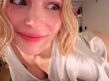 Chaturbate Watch Live Sex Cams of cutieeeeva