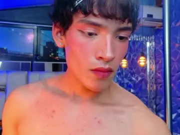 Chaturbate Sex Cam of isaacnova