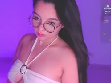 Chaturbate Free Live Porn of lilbunny_01