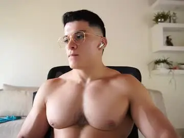 Chaturbate Sex Chat of maximohoot