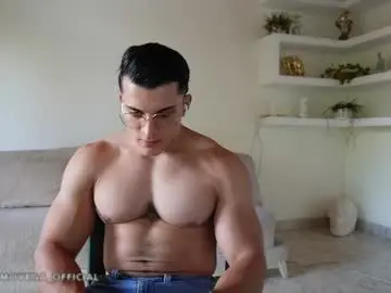 Chaturbate Best live sex cam show of maximohoot