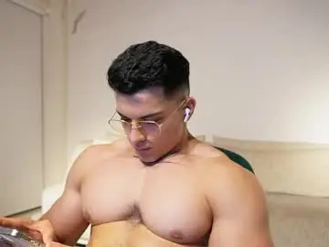 Chaturbate Adult Video Chat of maximohoot