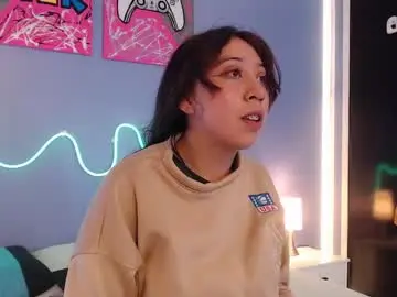 Chaturbate Live Sex of esme_star01