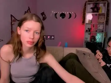 Chaturbate Live Sex Cam of khloebeauty