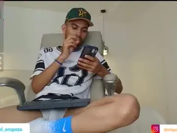 Chaturbate Free Live Porn of _miguel0