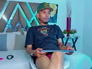 Chaturbate Live Sex of _miguel0