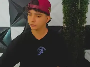 Chaturbate Live Porn of dani_cumboy