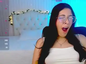 Chaturbate Live Porn of emmalove_doll