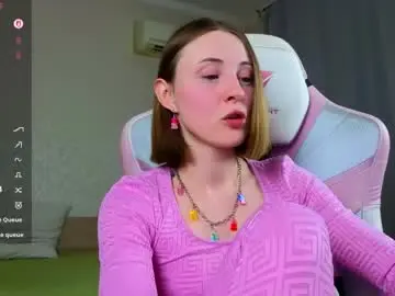 Chaturbate Sex Cam of adelina_cowell