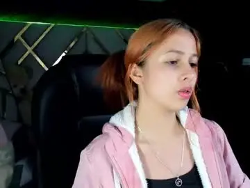 Chaturbate Free Live Porn of paris_petit