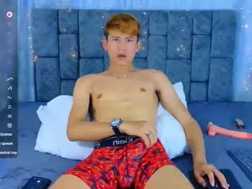 Chaturbate Live Sex Cam of nicolastorres__