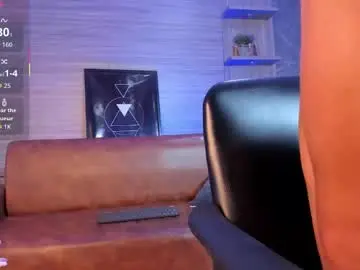 Chaturbate Live Sex of aaron_whitee